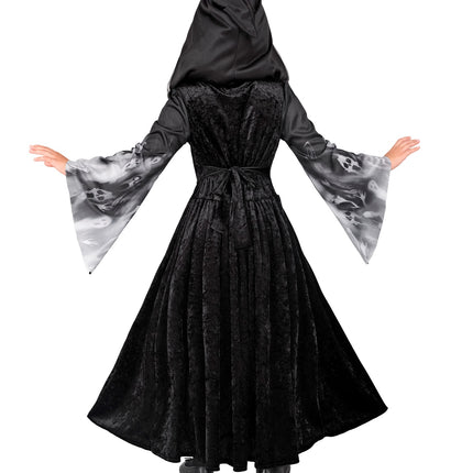 Achterzijde van de schreeuwende zielen jurk met strik op de taille en wijde klokmouwen met spookkoppen