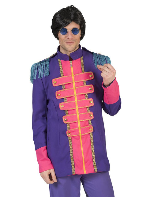 Beatles jas in paars van dichtbij met roze lussen, gouden knoopjes en gevlochten gouden bies