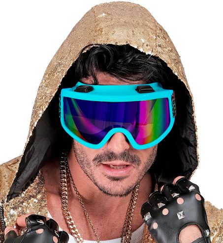 Blauwe feestskibril met regenbooglens bij een gouden glitteroutfit, apres-skilook heren