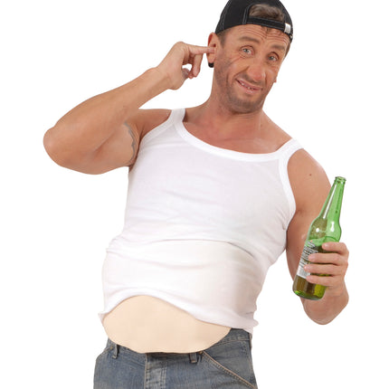 Buikvuller onder een wit hemd als bierbuik, voor een foute party