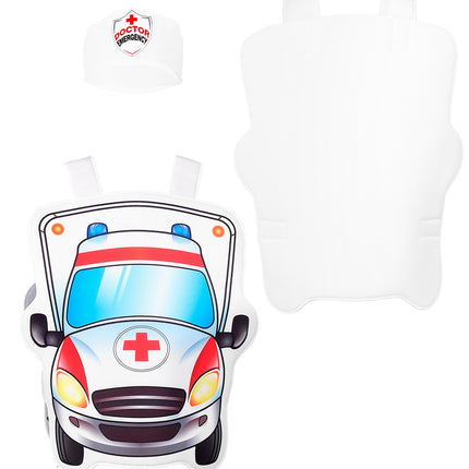 Dokter pak kind los gelegd: witte pet met DOCTOR EMERGENCY-embleem en ambulancepand