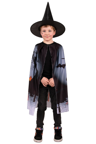 Halloween cape met heksenhoed op kind, cape met vleermuizen en pompoenen voor Halloween