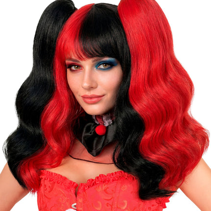 Harlekijnpruik dames met hoge staarten en rechte pony, zijaanzicht