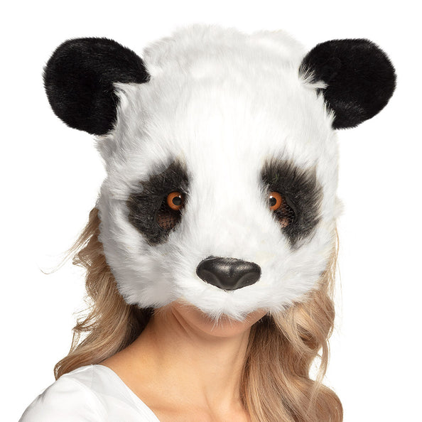 Pluchen halfmasker panda in wit met zwarte oogvlekken, ronde oren en zwarte snuit, gedragen op een dierenfeest