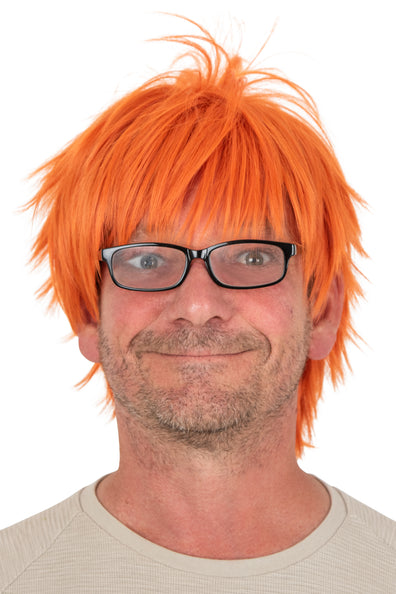 Pruik Pumi oranje met korte piekende coupe en franjepony, gedragen voor Koningsdag
