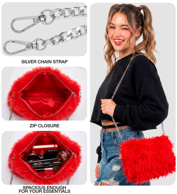 Rood pluche schoudertasje met rode voering, rits en ketting, gedragen door model
