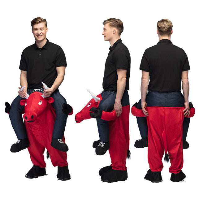 Rood stierenpak van voren, zijkant en achter met zwarte staart en schoenhoezen