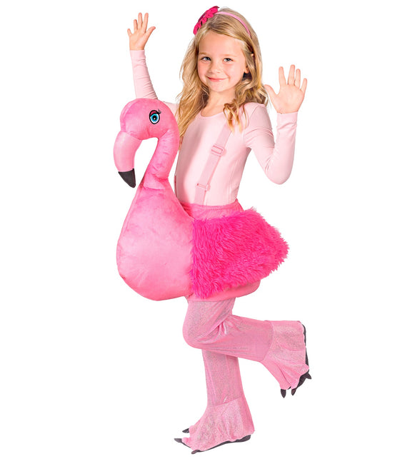 Roze flamingo ride-on kostuum meisjes van zijkant, met donkerroze langharige staart en gebogen nek