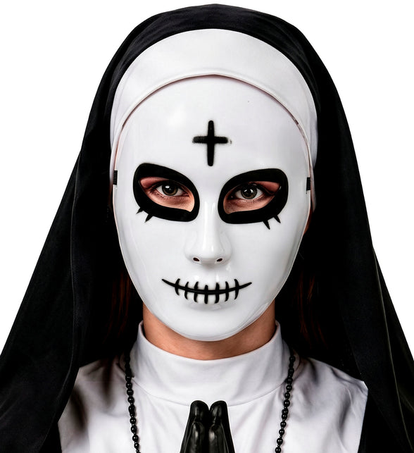 Satanisch masker wit bij zwart-witte nonnenlook, omgekeerd kruis op voorhoofd