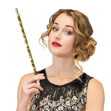 Sigarettenhouder deluxe goud met pailletten, rechtop vastgehouden door een vrouw met krullen voor een jaren 20-feest
