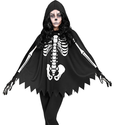 Skelet poncho volwassenen in zwart met witte ribbenkast- en bekkenprint en capuchon voor Halloween