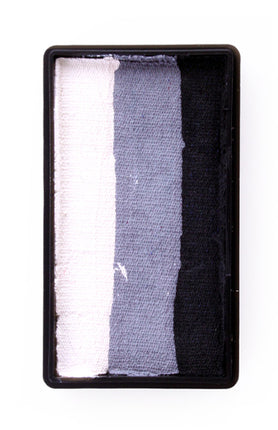 Splitcake zwart-grijs-wit 28 gram met witte, grijze en zwarte baan in zwart kunststof bakje