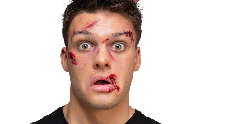 Wicked Costumes Diadeem spuit in hoofd