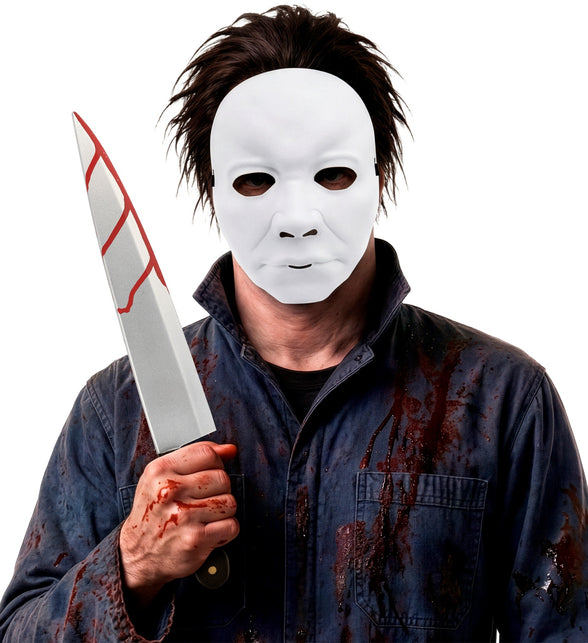 Wit gezichtsmasker met effen mat oppervlak, gedragen bij donkere kleding