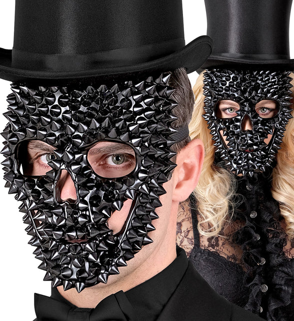 Zwart schedelmasker met nagels bij een hoge hoed, voor dames en heren