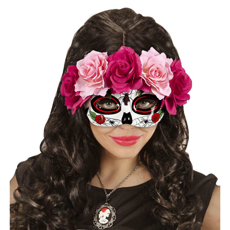 Oogmasker Dia De Los Muertos met roze bloemen.