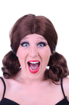 PartyXplosion Pruik Hedwig bruin