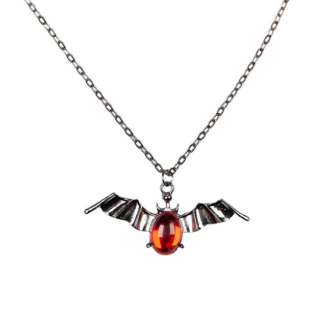 Wicked Costumes Mooie vleermuis ketting met rode diamant